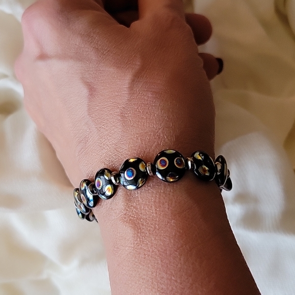 Czech Glass Hand Strung Bracelet - Picture 3 of 4